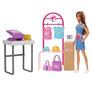 Barbie Fashion Boutique Playset with Pink and Purple Accessories